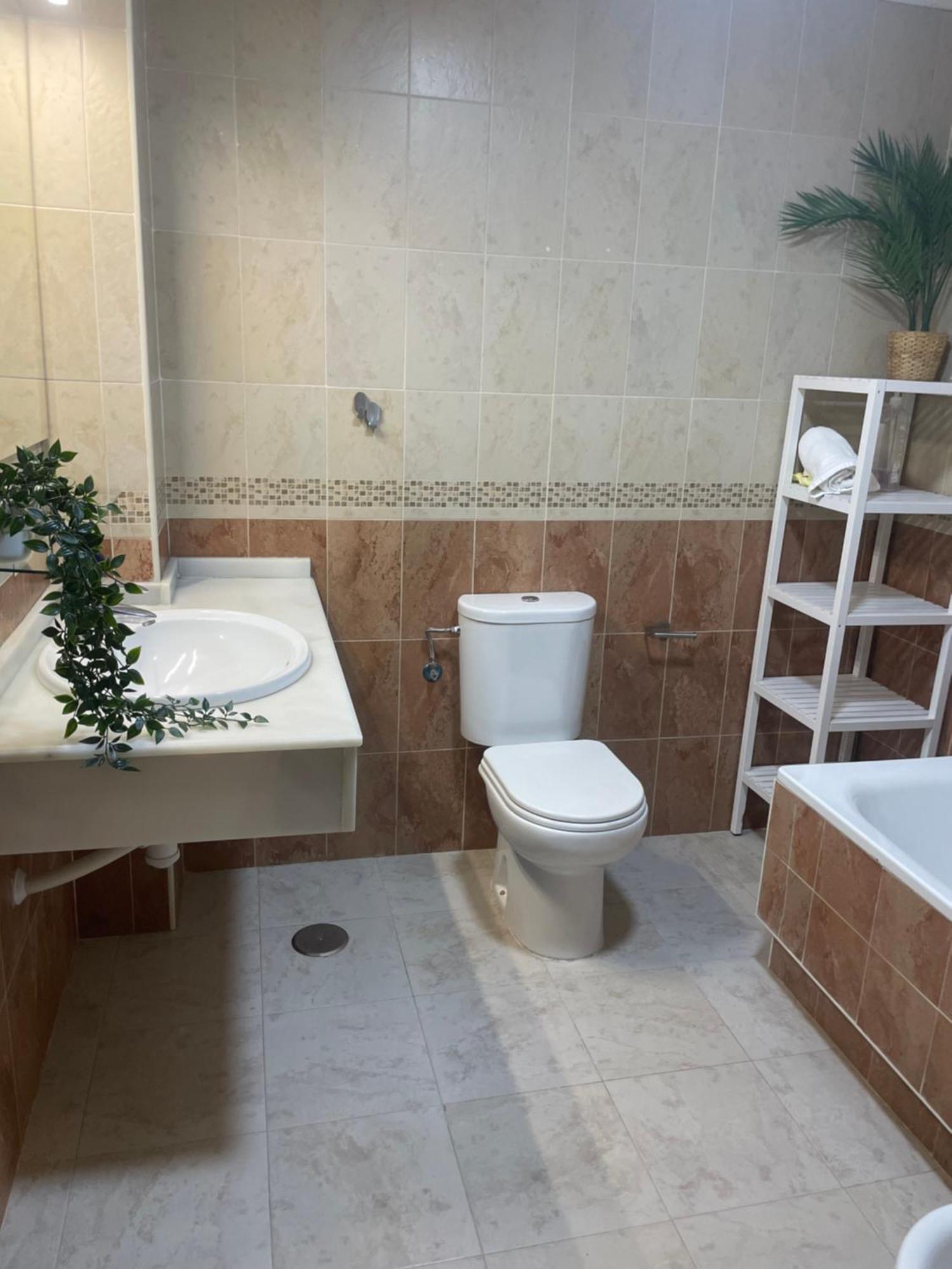 Piso En El Centro De Huelva Silencioso Y Con Gran Patio, Calle La Paz מראה חיצוני תמונה